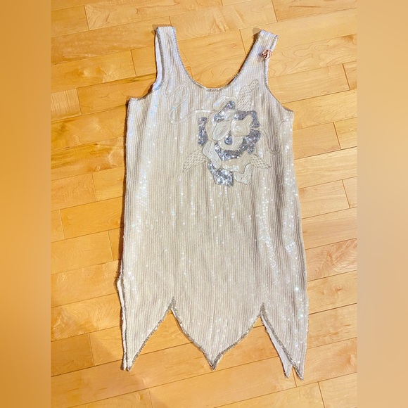 Gorgeous vintage sequin dress - Picture 1 of 12